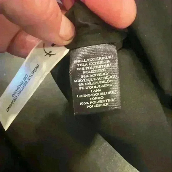 Ann Taylor pencil skirt NWOT size 4. Black and cream zipper in back. - Picture 4 of 9